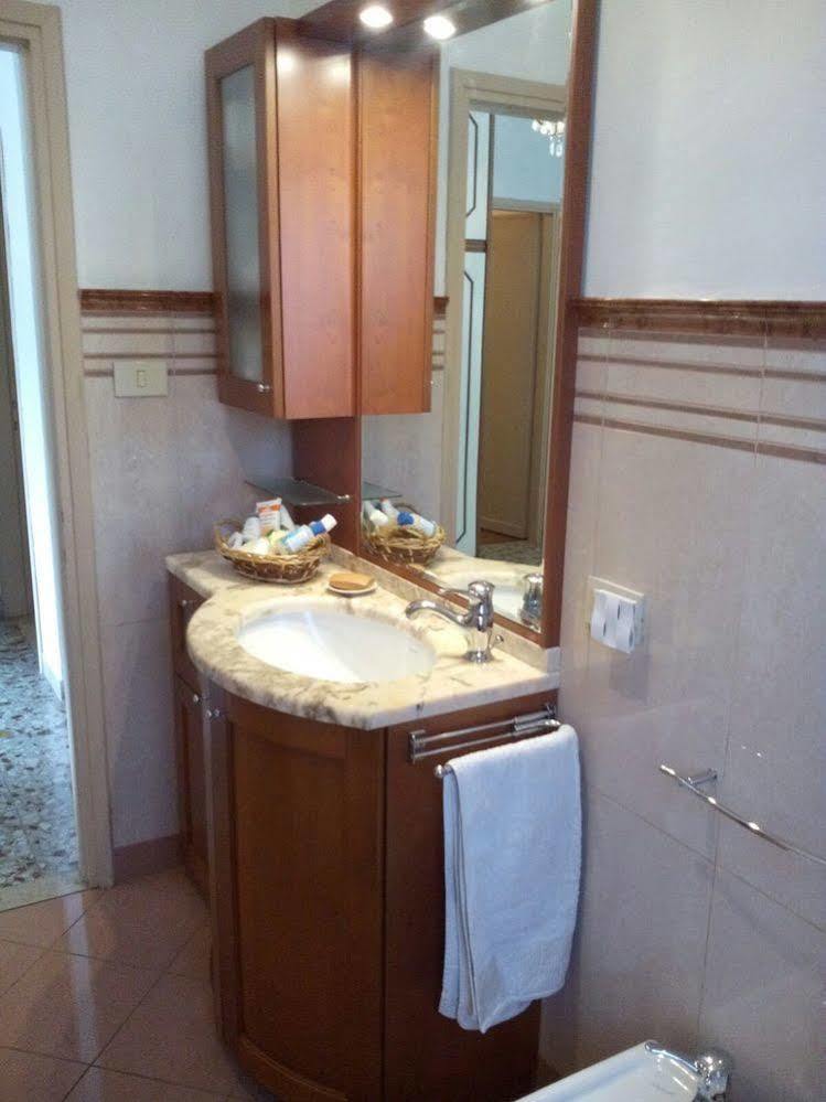 Casa Emanuela Bed & Breakfast Piazzola sul Brenta Ngoại thất bức ảnh