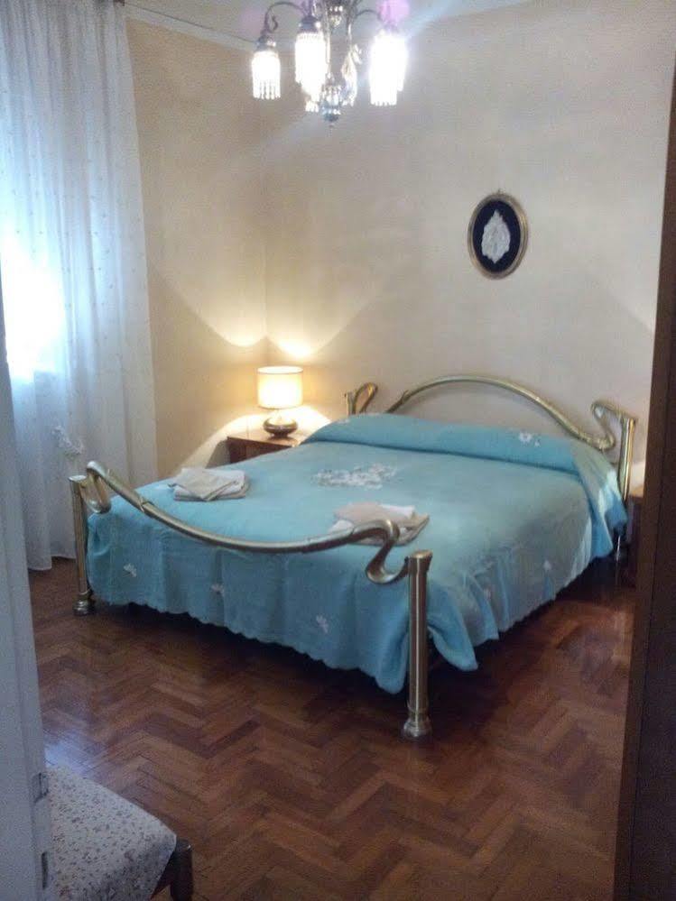 Casa Emanuela Bed & Breakfast Piazzola sul Brenta Ngoại thất bức ảnh